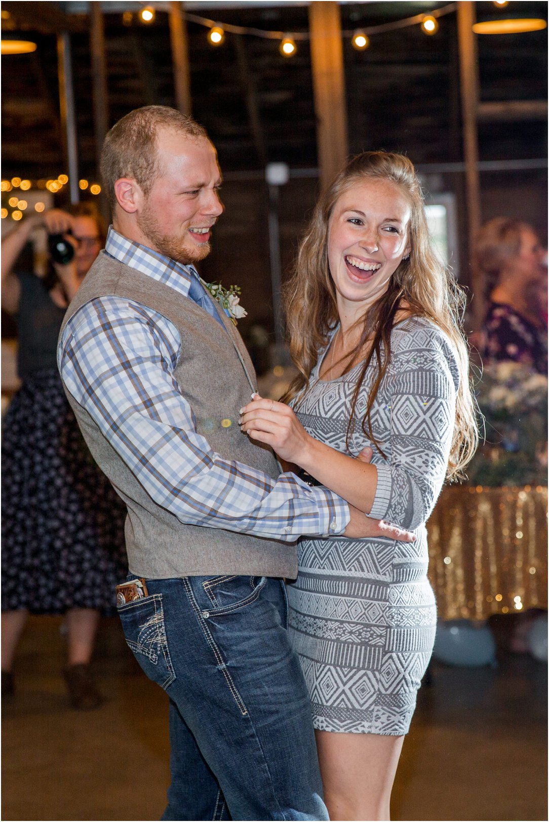 Rainy Nebraska Barn Wedding by Greeley, Colorado Wedding Photographer