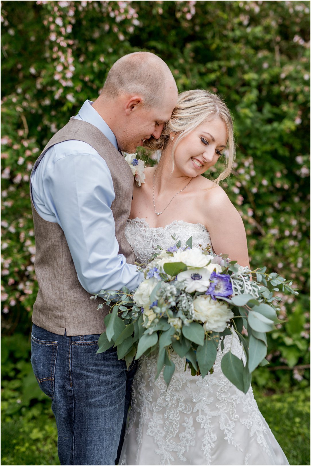 Rainy Nebraska Barn Wedding by Greeley, Colorado Wedding Photographer