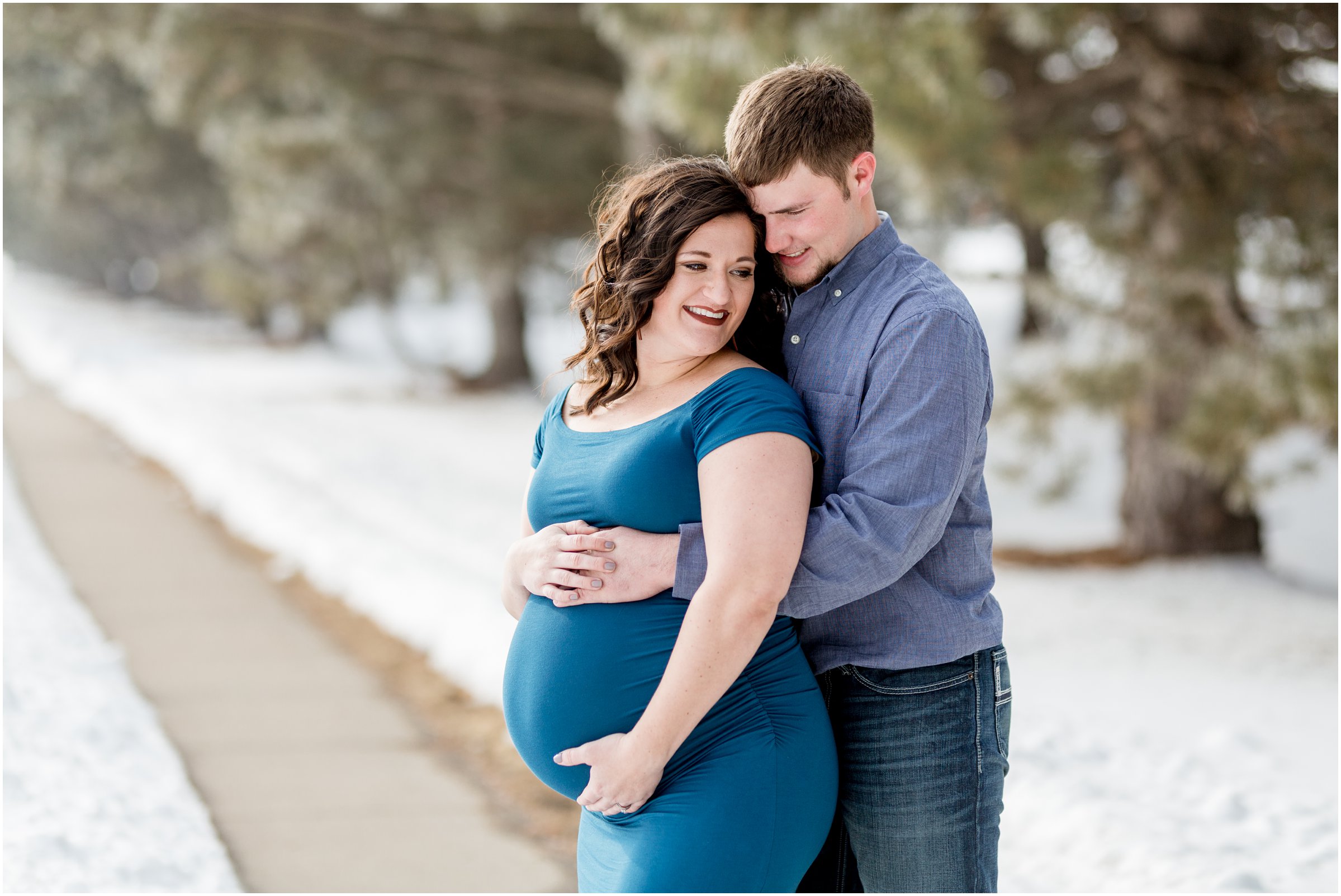 winter maternity session in holdrege nebraska