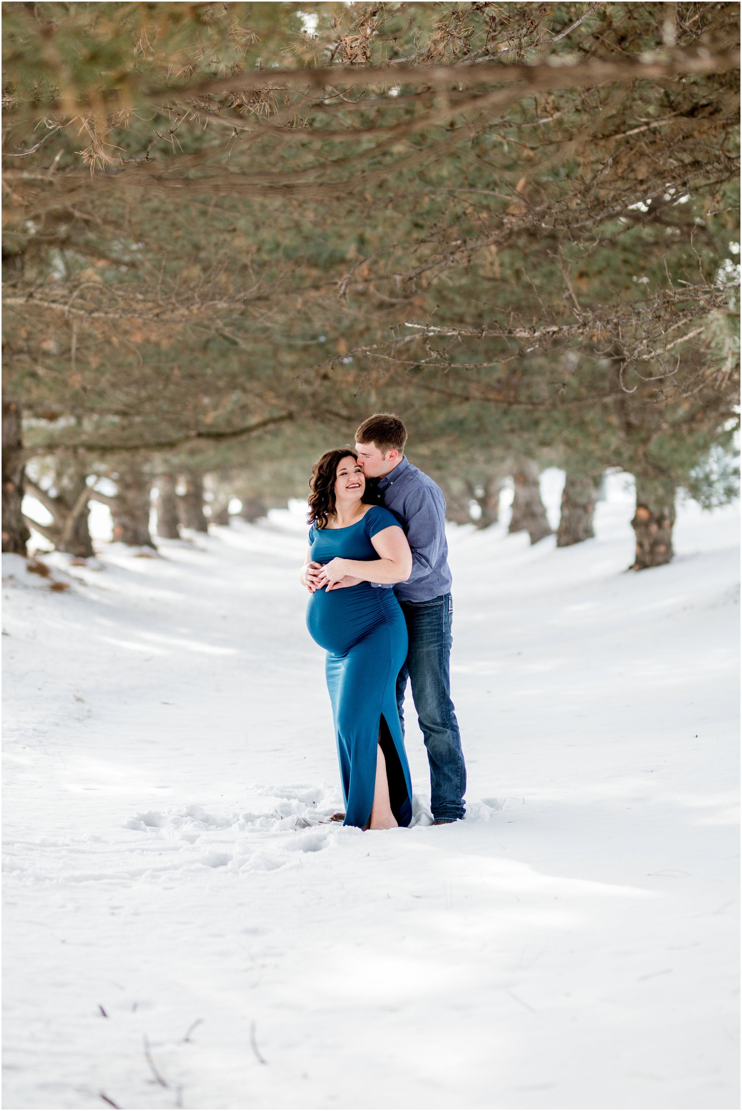winter maternity session in holdrege by colorado photographer 