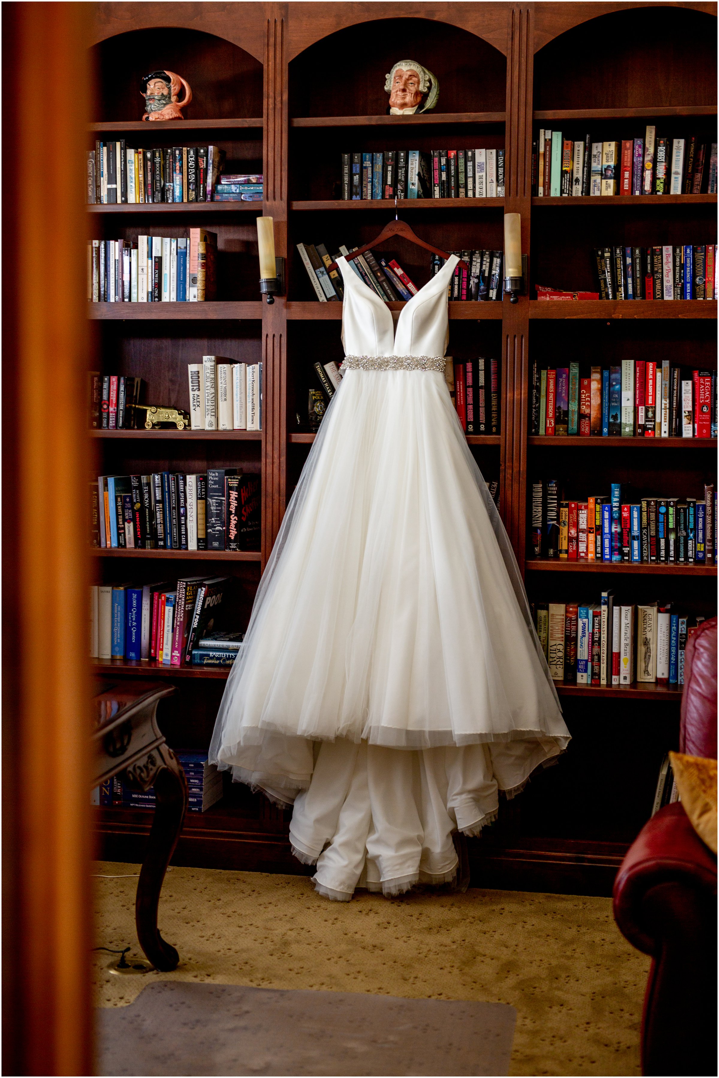 winter wedding in Silverthorne Colorado with snow around Lake Dillon