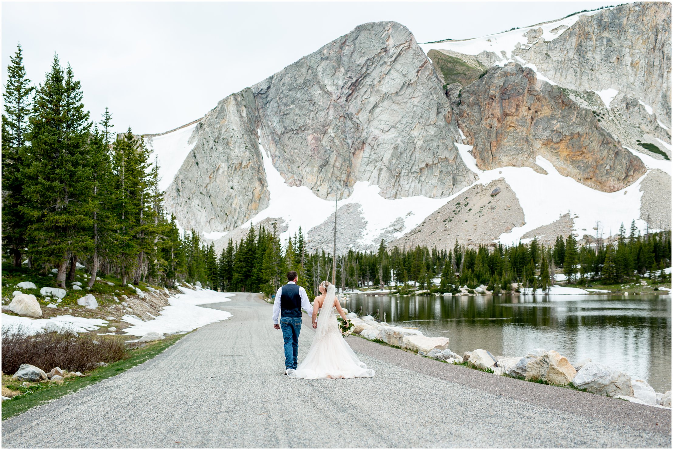 Brooklyn Lodge Wedding in the snowy mountains near centennial wyoming by wyoming wedding photographer