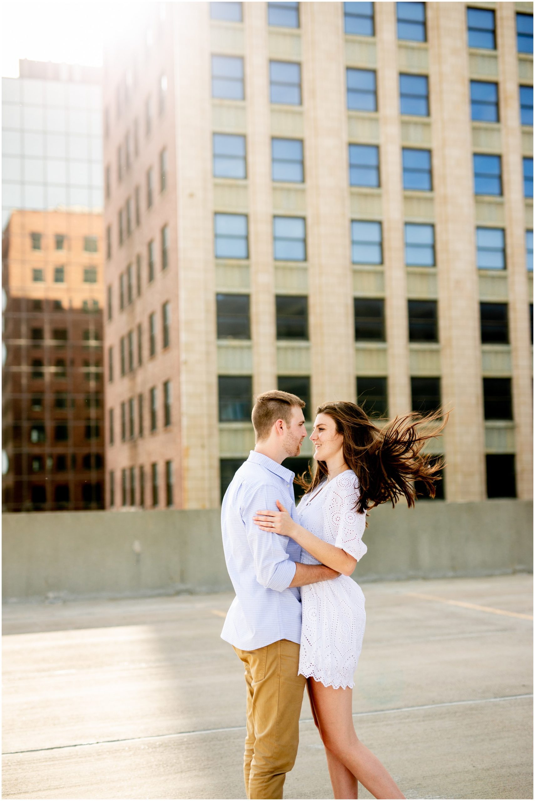 Downtown-Sioux-City-Engagement-Session-37.jpg