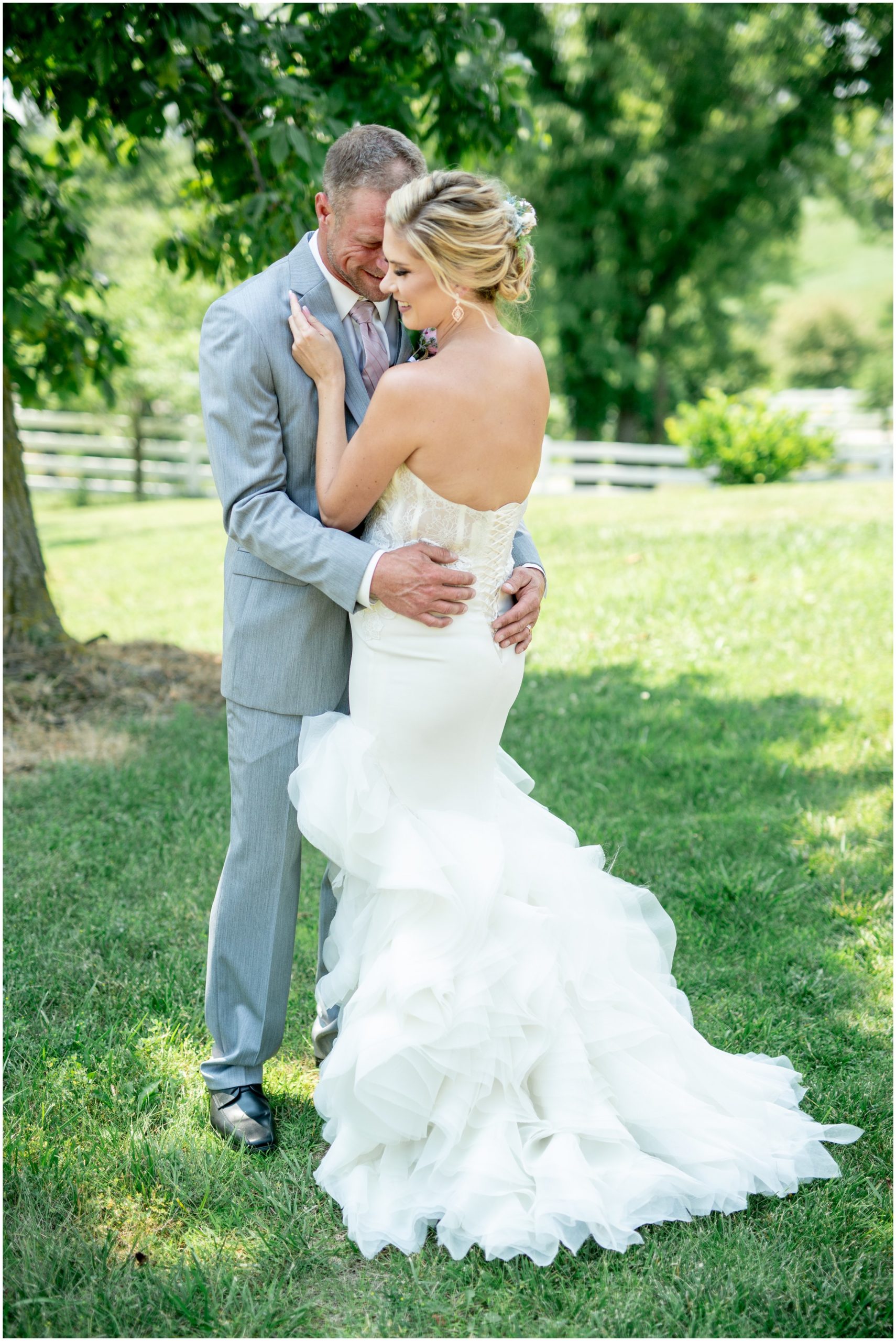 White-Barn-Missouri-Wedding-36.jpg