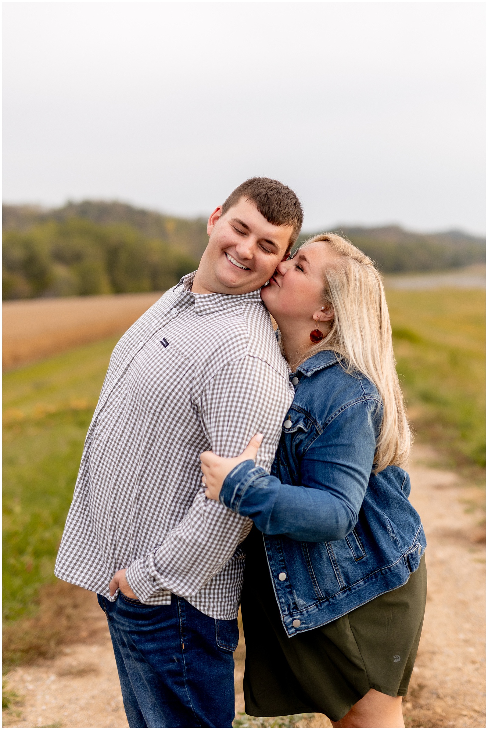 Loess-Hills-Fall-Engagement-Session-20.jpg