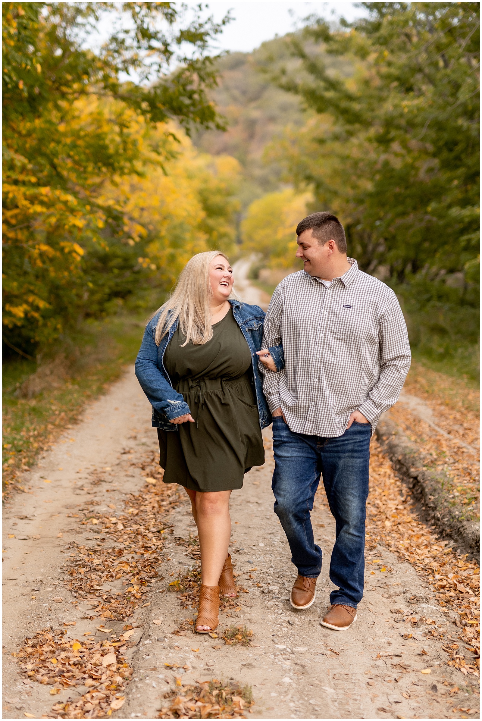Loess-Hills-Fall-Engagement-Session-24.jpg