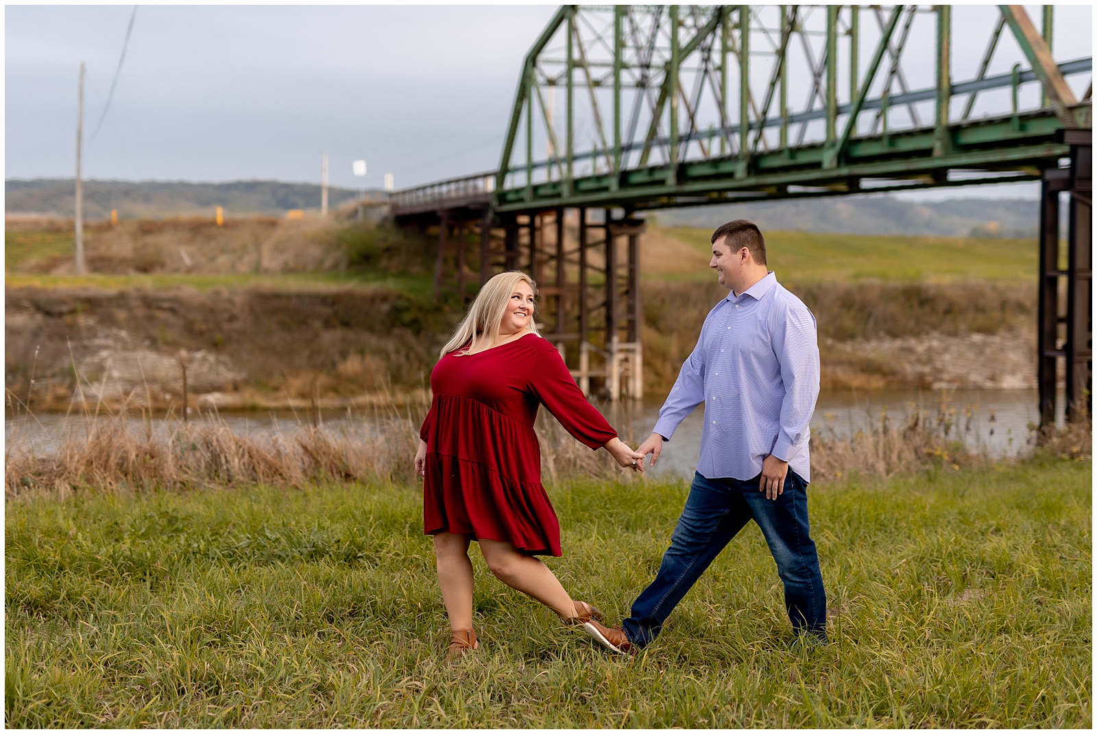 Loess-Hills-Fall-Engagement-Session-30.jpg