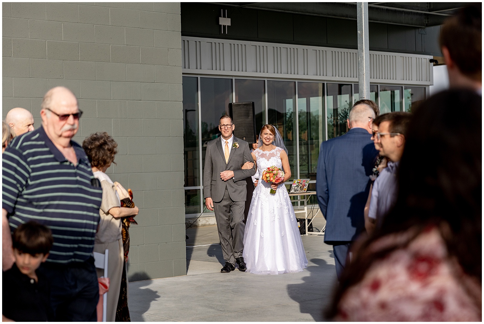 Spring wedding at A View West Shores in Omaha Nebraska photographed by omaha wedding photographer